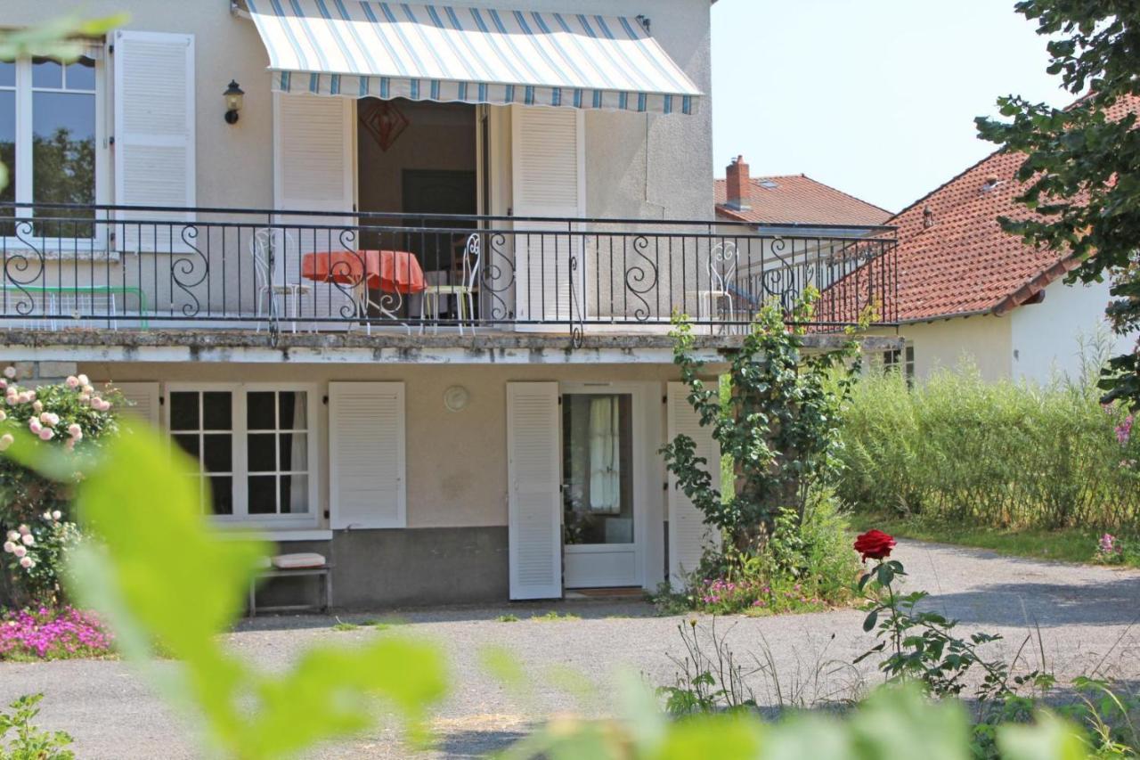 Bed and Breakfast Les Vieux Fourneaux Nantiat Exterior foto