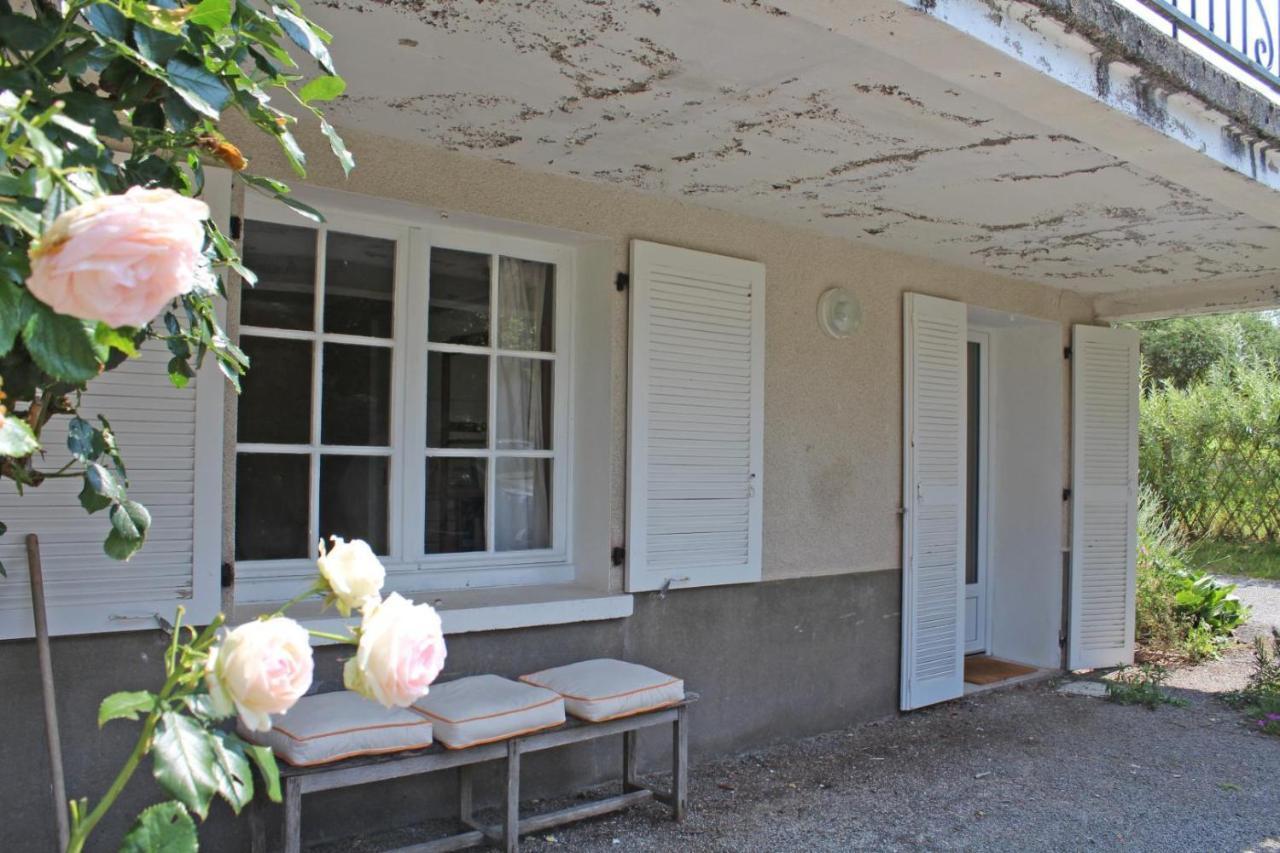 Bed and Breakfast Les Vieux Fourneaux Nantiat Exterior foto