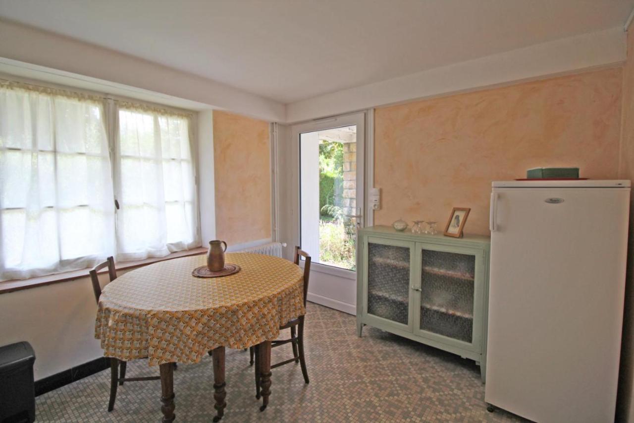 Bed and Breakfast Les Vieux Fourneaux Nantiat Exterior foto