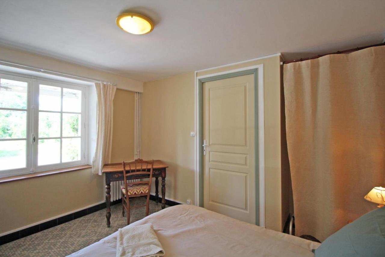 Bed and Breakfast Les Vieux Fourneaux Nantiat Exterior foto